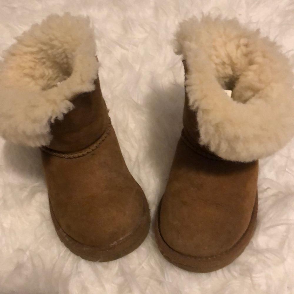Ugg